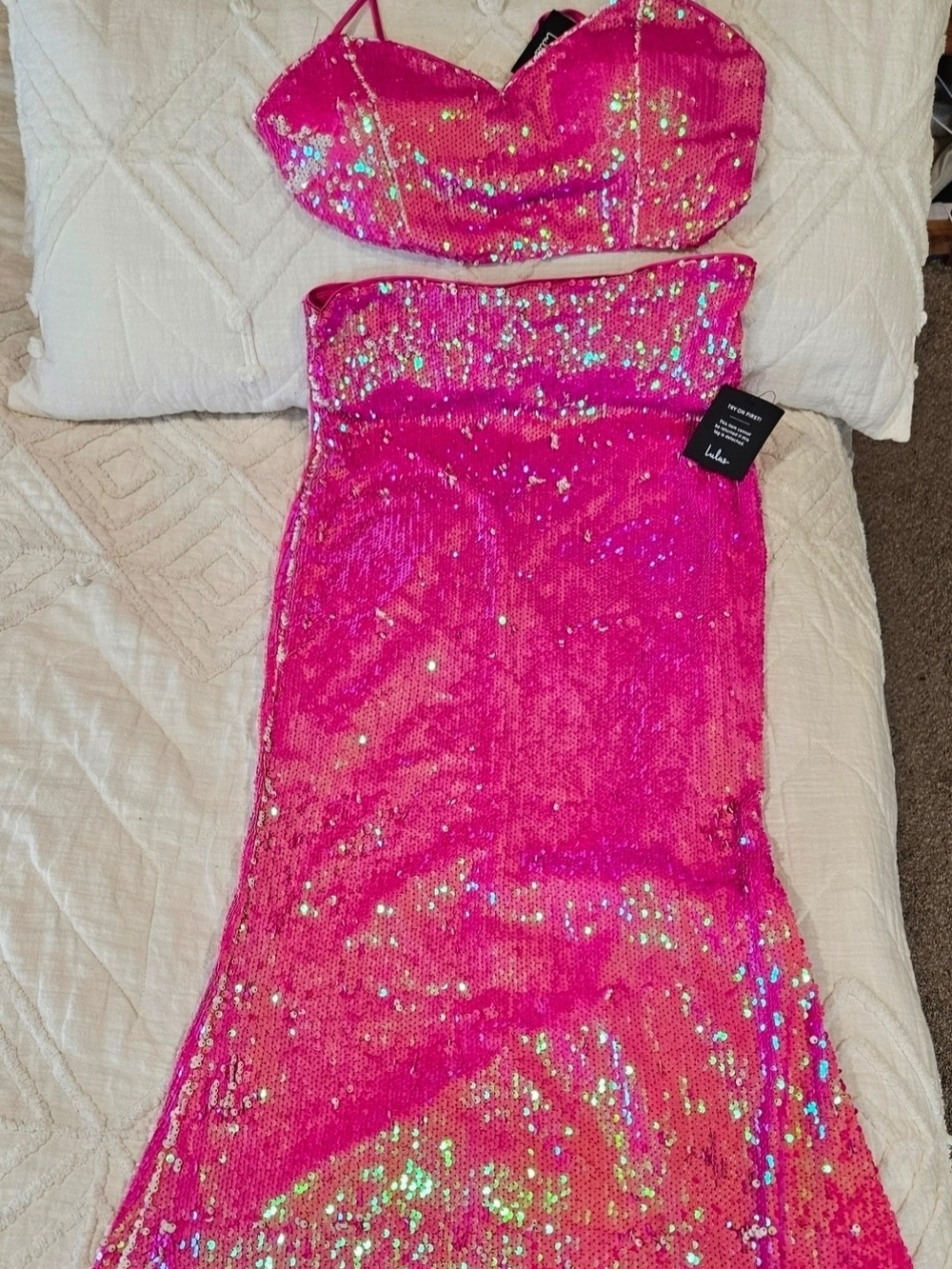 NWT, Lulu's Mermaid Maxi Sequin Two-Piece Crop Top & Skirt Set. Smoke Pet Free